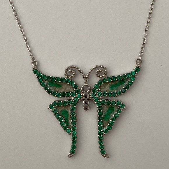 🦋925 Silver green butterfly necklace - Picture 6 of 8